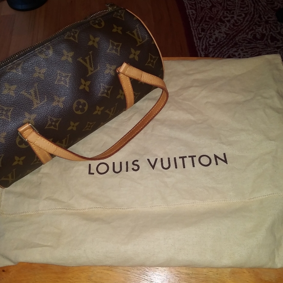 Purse - Picture 2 of 4